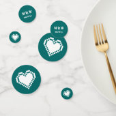 Nos Coeurs 8 bits dans Confetti Table Turquoise (Groupe)