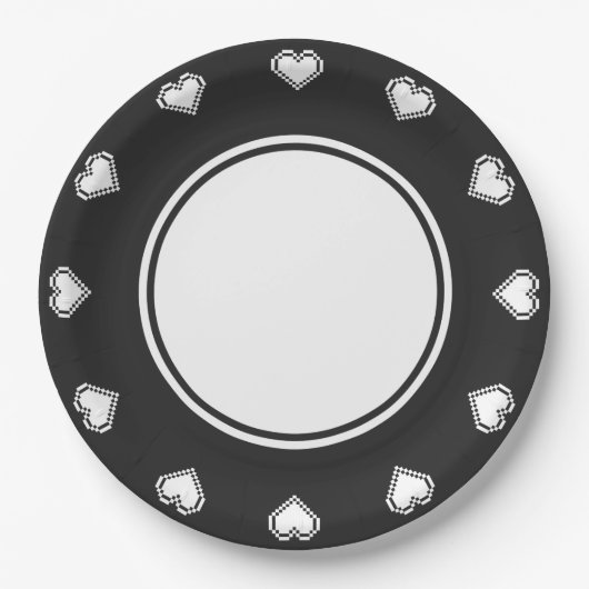 Nos cœurs 8 bits sur assiette en papier noir (Devant)