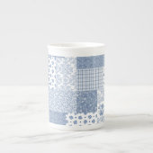 Nostalgique Indigo Faux Patchwork Bone China Mug (Devant)