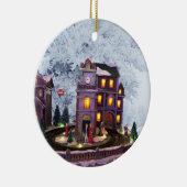 Nostalgisch ouderwets huis tegen besneeuwde achter keramisch ornament (Rechts)