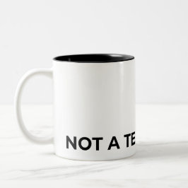 Not A Team Player Typographic Minimalist Tweekleurige Koffiemok