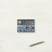 Note post-it du récepteur radio à jambe courte (Sur un bureau)