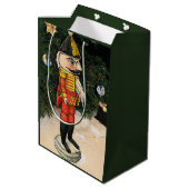 notenkraker onder kerstboom medium cadeauzakje (Achterkant Gekanteld)