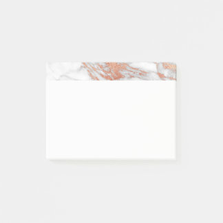 Notes de marbre de blanc et de post-it d'or
