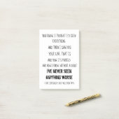 Notes de post-it drôles de stationnement (Sur un bureau)