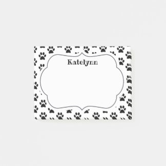 Notes de post-it faites sur commande de monogramme