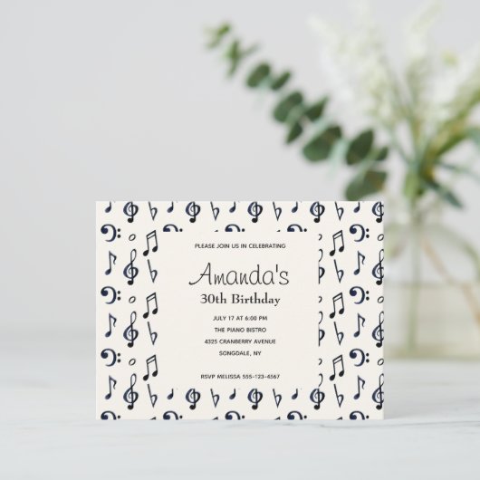 Notes musicales mignonnes Motif Invitation d'anniv (Debout devant)