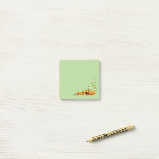 Notes Post-it® 3" x 3" Patch de citrouille (Sur un bureau)