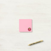Notes post-it de Kawaii Cranberry (Sur un bureau)