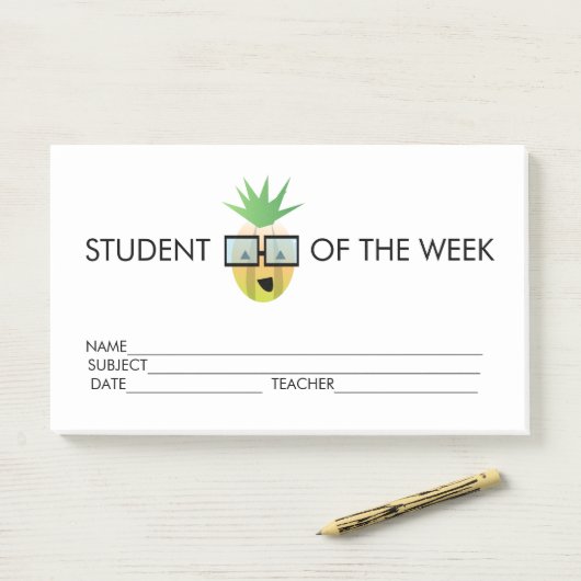 Notes post-it de l'ananas pour l'obtention d'une b (Sur un bureau)