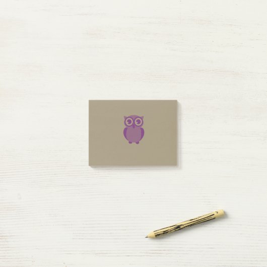 Notes post-it® du hibou pourpre (Sur un bureau)