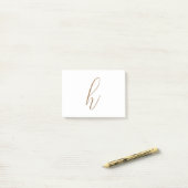 Notes post-it initiales classiques (Sur un bureau)