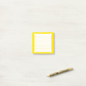 Notes post-it® jaune vif (Sur un bureau)