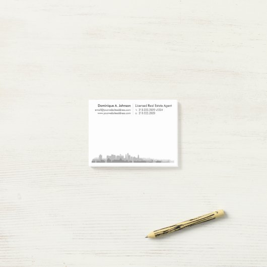 Notes Post-it® personnalisées de l'immobilier urba (Sur un bureau)