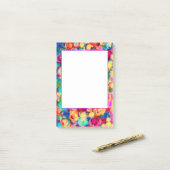 Notes Post-it® sur cadre Rose coloré (Sur un bureau)