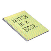 Notities in een boek, geel juridisch pad, Spiral N Notitieboek (Rechterzijde)