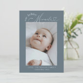 Notre Faire-part de naissance Miracle Slate Blue (Debout devant)