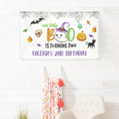 Notre petit Boo tourne la bannière de deux ans (En situation)