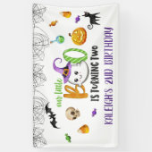 Notre petit Boo tourne la bannière de deux ans (Vertical)