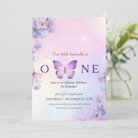 Notre Petit Papillon Invitation d'anniversaire (Debout devant)