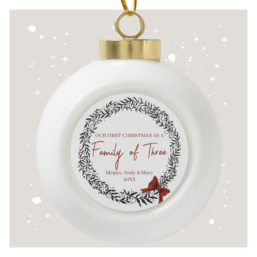 Notre premier Noël en famille de trois ornements