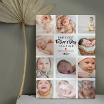 Notre première Fête des pères photo Collage Plaque<br><div class="desc">Plaque photo de fête des pères personnalisée avec 11 photos que vous pouvez changer à votre propre,  le mignon dicton "notre première fête des pères ensemble",  un coeur rouge,  des noms,  et l'année.</div>