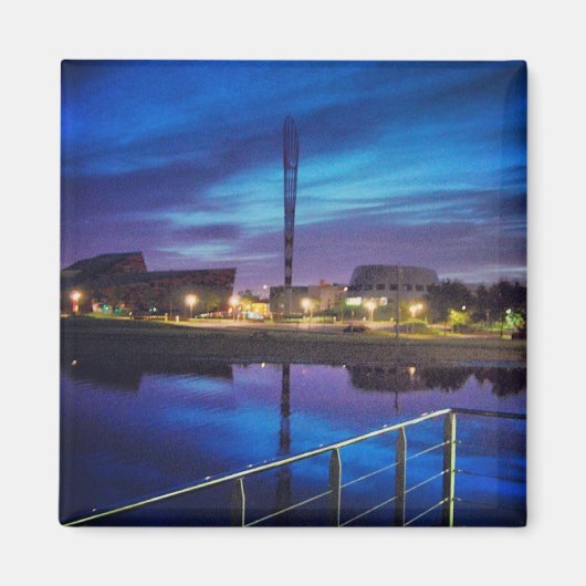 Nottingham, Triumph Road Magnet (Devant)