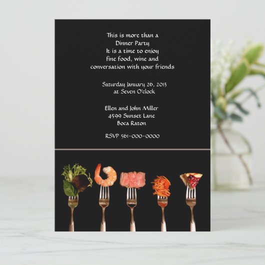 Nourriture moderne sur Fourches Dîner Invitation (Debout devant)