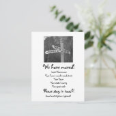 Nous avons déménagé carte postale (Debout devant)