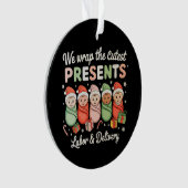 Nous emballons les cadeaux les plus mignons infirm (devant)