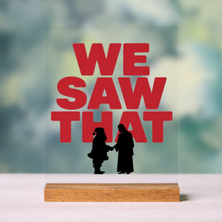 NOUS L'AVONS VU ! Père Noël et Jésus observent tou