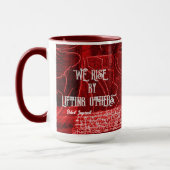 "Nous nous élevons en élevant les autres" Mug Bico (Gauche)