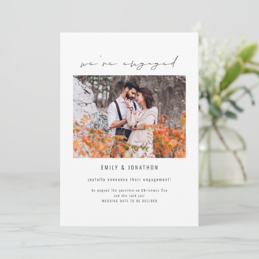 Nous sommes engagés Fiançailles photo Faire-part (Debout devant)
