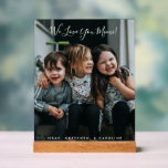 Nous Vous Aimons Mimi Custom Family Photo Display<br><div class="desc">Célébrez Mimi avec cet écran photo en acrylique "Love You Mimi" personnalisé avec une élégante typographie manuscrite et une photo chère. Cette plaque est une belle façon d'afficher des souvenirs spéciaux, avec du texte personnalisable pour le rendre vraiment unique. Parfait pour les anniversaires, les fêtes ou simplement pour témoigner de...</div>