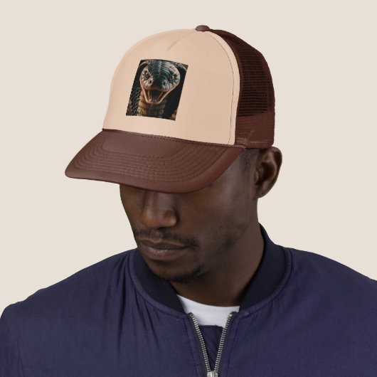 NOUVEAU DESIGN CLASSIQUE CASQUETTE STYLISH SNAKE (En situation)