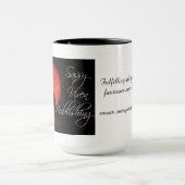 Nouvelle renarde impertinente éditant la tasse de (Centre)