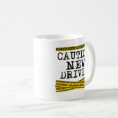 Nouvelle tasse de café de conducteur de précaution (Devant droit)