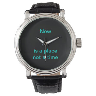 Nu is een plek, geen tijd horloge