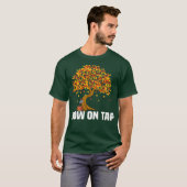 Nu op Tap Grappige Maple Syrup Maker Gift T-shirt (Voorkant volledig)