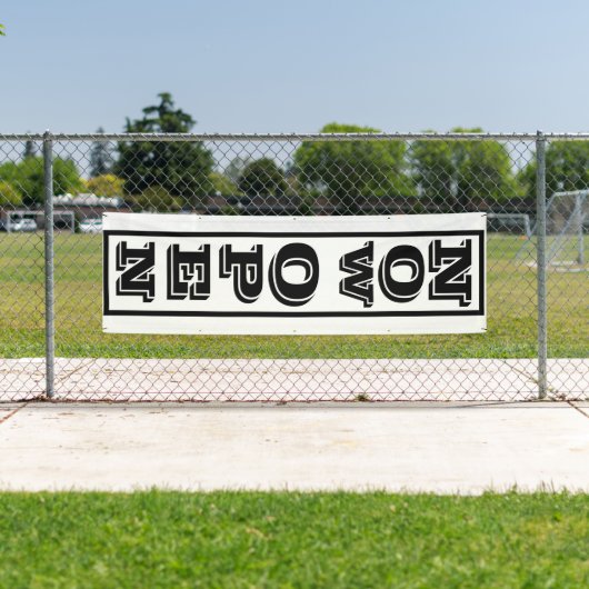 Nu openen spandoek (Insitu)