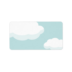 Nuages pelucheux blancs sur les étiquettes