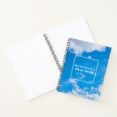 Nuages sur un ciel bleu Coloration Nom Carnet (Intérieur)