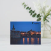 NUIT AU-DESSUS DE CARTE POSTALE DE PRAGUE (Debout devant)