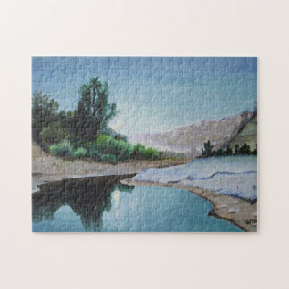 Nuit éclairée par la lune de puzzle dans le bois