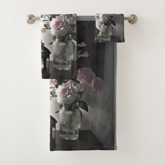 Nuits romantiques avec Fleurs de pivoine et bougie