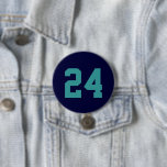 Numéro de jersey de la marine et de l'athlète Turq<br><div class="desc">Saluez votre équipe sportive préférée, votre footballeur ou montrez votre fierté scolaire avec un bouton d'esprit personnalisé! Personnalisez avec le numéro de maillot d'un joueur ou tout autre texte personnalisé. Parfait pour le football, le basket, le baseball et les jeux de football ! Créez des broches personnalisées pour toute l'équipe,...</div>