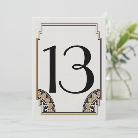 Numéro de table 13 en or Art Déco (Debout devant)