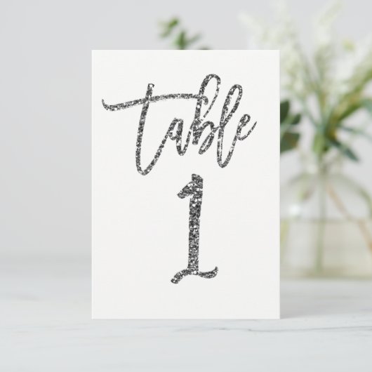 Numéro de table 1 de style moderne tendance avec p (Debout devant)
