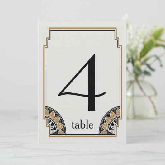 Numéro de table 4 en or Art Déco (Debout devant)