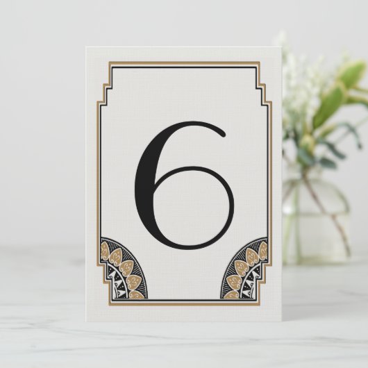 Numéro de table 6 en or Art Déco (Debout devant)